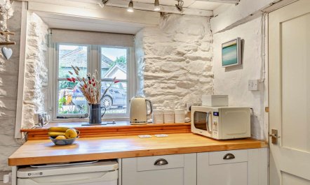 2 Bed in Kingsbridge 8