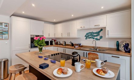 2 Bed in Bembridge 3