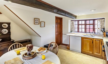 2 Bed in Newport 5