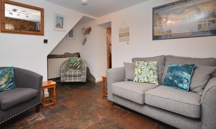 2 Bed in Brixham 2