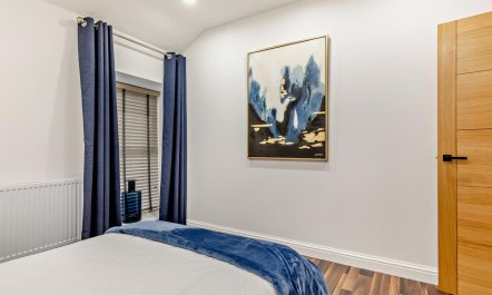 2 Bed in High Peak 8