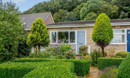 1 Bed in Bridport