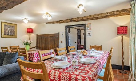 6 Bed in Llanwrtyd Wells 6