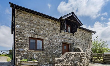 2 Bed in Challacombe 1