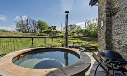 2 Bed in Challacombe 0