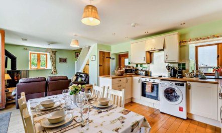 2 Bed in Challacombe 5