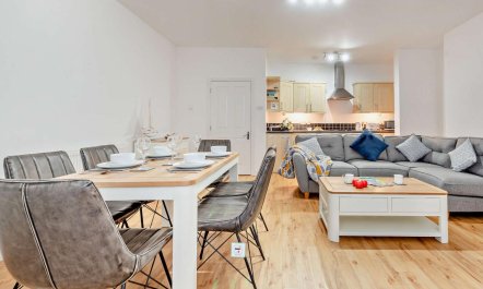 2 Bed in Tenby 2