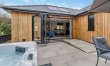 2 Bed in Knighton 0