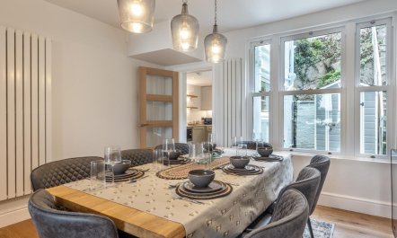 4 Bed in Aberdovey 4