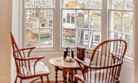 2 Bed in Weymouth 3