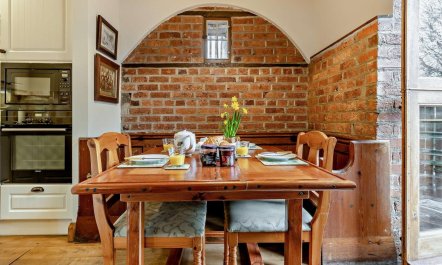 2 Bed in Llanidloes 2