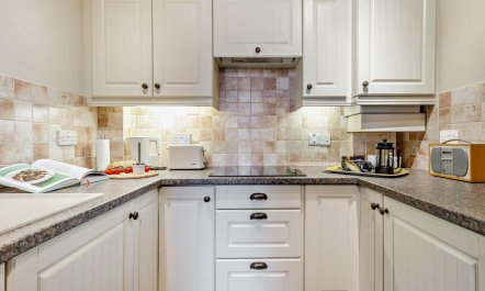 2 Bed in Llanidloes 3