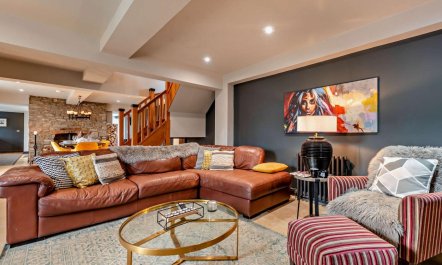 3 Bed in Tenby 1