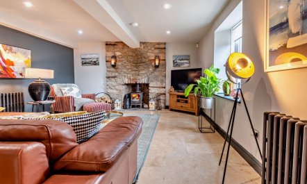 3 Bed in Tenby 3