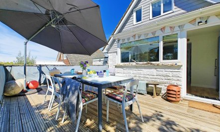 3 Bed in Seaview 2