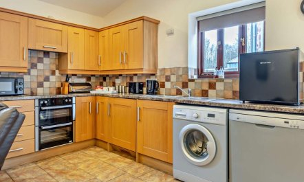 2 Bed in Ellesmere 8