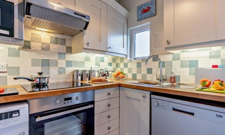 3 Bed in Seahouses 5