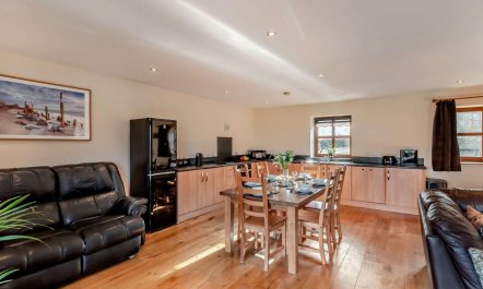 3 Bed in Bishop Auckland 9