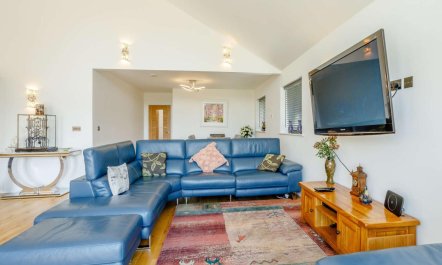 4 Bed in Barnstaple 3