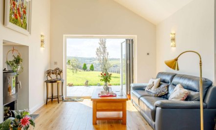 4 Bed in Barnstaple 2