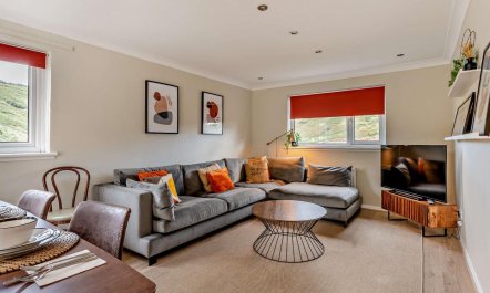5 Bed in Dunbar 3