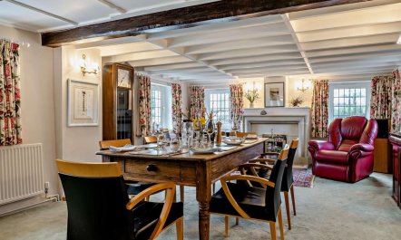 3 Bed in Abergavenny 8