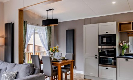 2 Bed in Newport 6