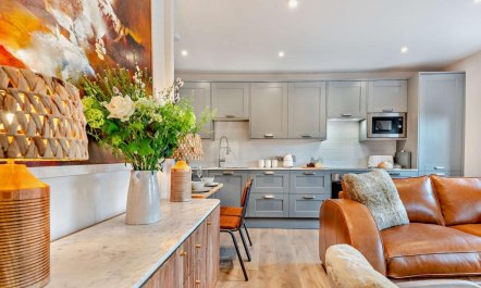 2 Bed in Bourton-on-the-Water 4