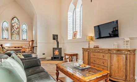 4 Bed in Cinderford 3