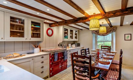 4 Bed in York 4