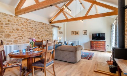 1 Bed in Stoke Abbott 3