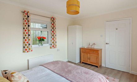 1 Bed in Bembridge 5