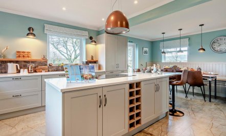 6 Bed in Broxburn 7