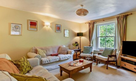 4 Bed in Bovey Tracey 3