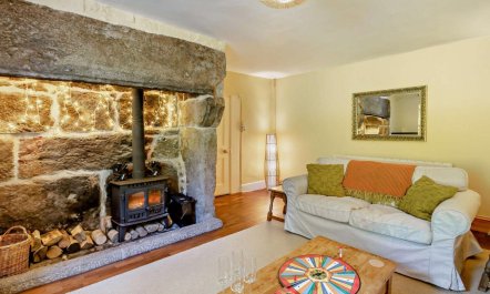 4 Bed in Bovey Tracey 2