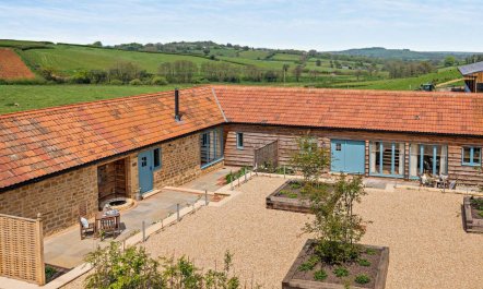 2 Bed in Stoke Abbott