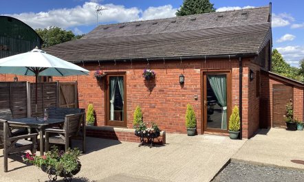 3 Bed in Ellesmere 1
