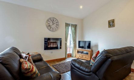 3 Bed in Ellesmere 8