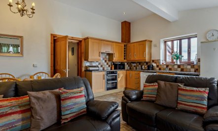 3 Bed in Ellesmere 3