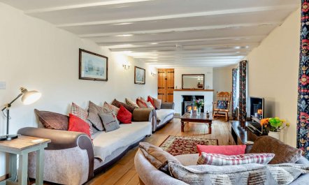 6 Bed in Filey 5