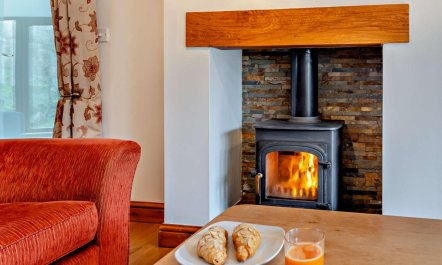 3 Bed in Bala 9