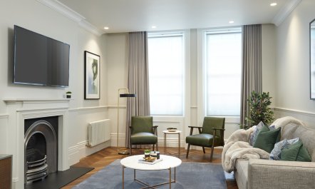 A Moment in Mayfair