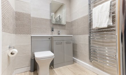 The Peacock & Nightingale 4