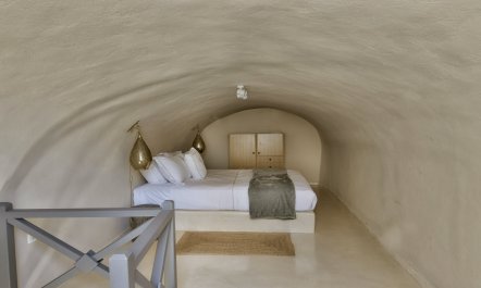 The Horizon's Cradle 7