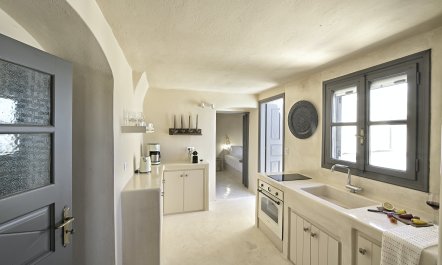 The Horizon's Cradle 5