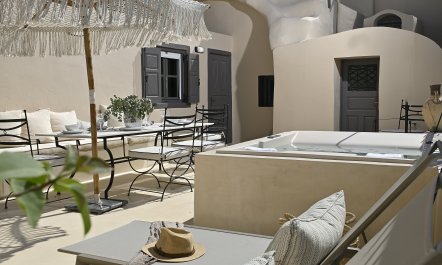 The Horizon's Cradle 3