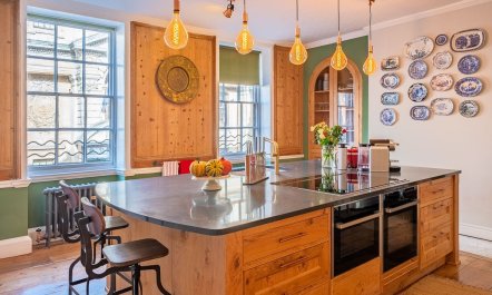 Elegant Georgian Gem 4