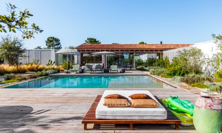 Garden & Beach