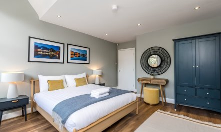 Georgian Quarter Charm 1