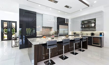 Castle and Cape Villa 7